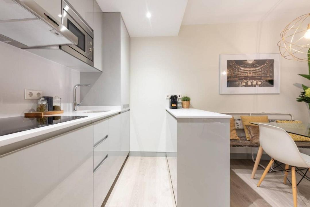 شقة Sophisticated Brand New Flat مدريد المظهر الخارجي الصورة